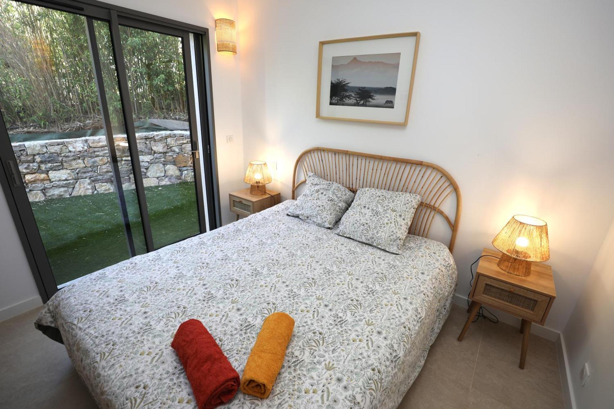 T2 Neuf Sur Jardin Proche Plage Carqueiranne Esterno foto
